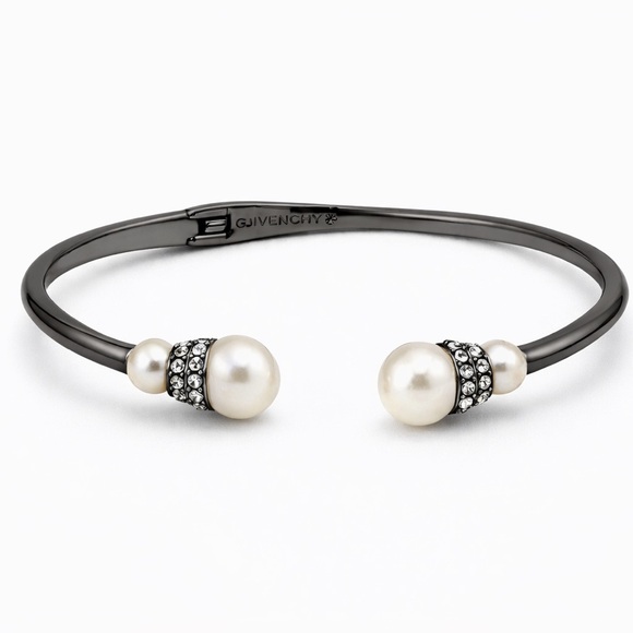Givenchy Jewelry - GIVENCHY Gunmetal Pearl Cuff Bracelet ✨